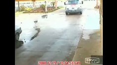 Vysoké auto versus nízký strop