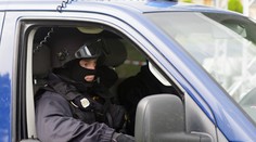 Bravo! Policisté dopadli zloděje, kteří ukradli sejf s 8 miliony
