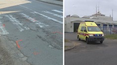 Dívka (9) spěchala do školy, na přechodu ji smetlo auto!