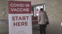 Ve Spojených státech se povinně očkuje. Mnozí lidé protestují