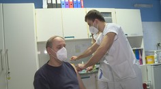 Očkuje se už i v domovech důchodců. Problémy jsou ale s distribucí vakcín