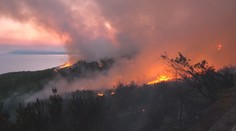 Hasiči stále zasahují u chorvatských letovisek. Kvůli dýmu není vidět na metr daleko