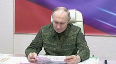 Putin dal Ukrajincům ultimátum: Buď se vzdáte, nebo všichni zemřete