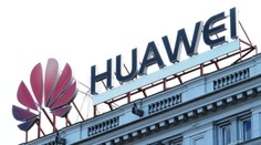 Čeští zákazníci řeší, co s mobily Huawei. Operátoři zatím mlčí