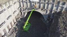 Začaly odstřely kvůli tunelu pod vrchem Homole. Řidiče čekají komplikace
