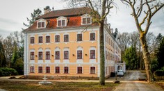 Mrtvá zvířata v hromadném hrobě. V jihočeském farmaparku zasahovala policie