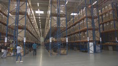 Stát má ochranné pomůcky za miliardy. Část asi využijí lidé u voleb