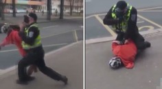 VIDEO: Další tvrdý zásah strážníků. Muž si odmítal nasadit roušku
