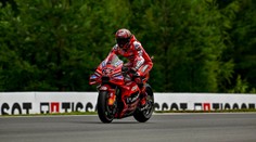 Kvalifikaci MotoGP vyhrál v traťovém rekordu Bagnaia. Márquez na konci spadl