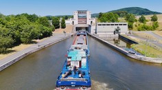 Sucho komplikuje dopravu na Labi. Některé úseky z Česka do Německa jsou nesplavné
