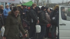 Ukrajinci v Česku čekají na své příbuzné. Některé možná přes hranice nepustí