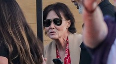 Musela na další operaci. Brenda z Beverly Hills popsala boj s rakovinou mozku