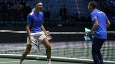 Suverénní vstup Itálie do Davis Cupu. Za Srbsko řádil Djokovič