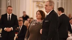 Politici i celebrity se sešli na plese. Zeman slíbil vyznamenání pro Gotta