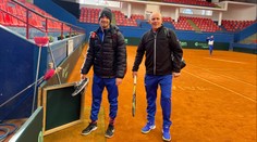 Tenisty drtí před Davis Cupem zima. Katastrofální podmínky, čílí se kapitán