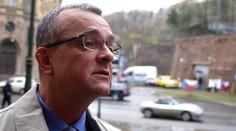 Penze vzrostou, daně z příjmu ne. Kalousek se omluvil za chybu při odpovědi
