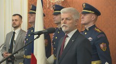 Důvody vlády o neúčasti prezidenta na summitu jsou zcela malicherné, říká politolog Pehe