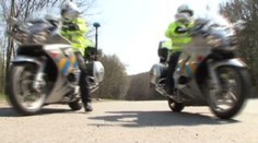 MOTORKÁŘI vyjeli. Jeden zemřel, za dalšími se hnaly policejní yamahy