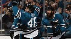 Blesková odpověď! Hertl dal gól jen 8 sekund po buly