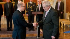 Mezi Zemanem a Sobotkou to vře už 15 let! PŘEHLED sporů