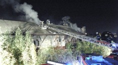Na Smíchově hořel sklad, hasiči nasadili Kobru