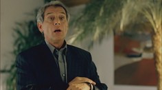 Známý herec Josef Laufer už je více než osm měsíců v umělém spánku