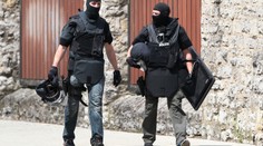 Exekuce skončila tragédií. Muž postřílel čtyři lidi