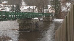 Uzavřený most na Karlovarsku komplikuje lidem život. Šance na nový je v nedohlednu