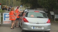 Doksy chystají změnu. Parkování u Máchova jezera bude hlídat umělá inteligence