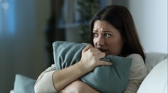 Žena za skříní objevila tajnou místnost. To, co v ní našla, ji šokovalo