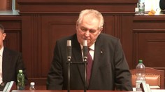 Zeman pochválil rozpočet, pro Babiše chce Nobelovu cenu!