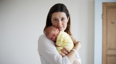 Prostě nádhera! Takhle vypadají maminky a jejich děťátka den po porodu. GALERIE