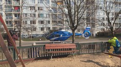 Žena zkolabovala v bytě. Vrtulník přistál přímo na sídlišti. VIDEO