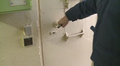 Brutální vražda seniorky. Údajně ji ubodal vlastní syn