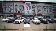 AURES Holdings uzavřel partnerství s SK Slavia Praha, klubu poskytne 30 vozů