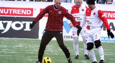 Sieglův hattrick nestačil, Silvestrovské derby ovládla Slavia