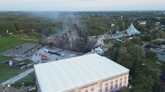 Obří požár na Tomorrowlandu: Hlavní pódium zaniklo, plameny byly vidět kilometry daleko