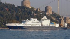 Ruská loď ohrožuje internetové spojení. Zničilo by to ekonomiku, tvrdí odborník
