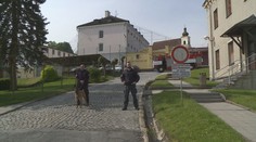 Manévry při propouštění žhářů z Vítkova byly v pořádku, tvrdí vězeňská služba