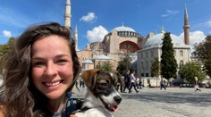 Češka šla pěšky do Istanbulu. Po více než čtvrt roce tam dorazila
