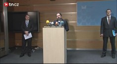 John si došlápl na Langera! Audit odhalil levoty na ministerstvu