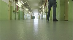 Učitele obvinili z obtěžování školaček. Zneužívat dívky měl už dříve