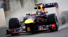 V Brazílii na F1 prší! Deštivý trénink vyhrál končící Webber