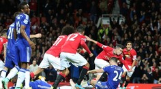 Čtyřbodový náskok Chelsea po manchesterském déjà vu nic neznamená