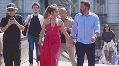 Problémy na svatbě hollywoodského páru. Musela přijet záchranka