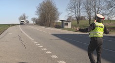 Policie po celý den měří rychlost. Na stovkách míst stojí hlídky s radary