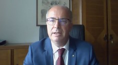 Mimořádná schůze Sněmovny: Babiš chtěl rezignaci Rakušana, Okamura celé vlády