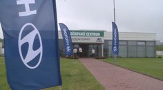 Nejen praktici nebo centra. Očkovat začala i automobilka v Nošovicích