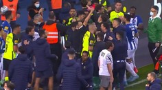 Šílené scény v portugalské lize. Padlo pět červených. Do bitky šel i podavač míčů