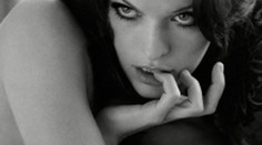 Milla Jovovich se poprvé po porodu svlékla. FOTO